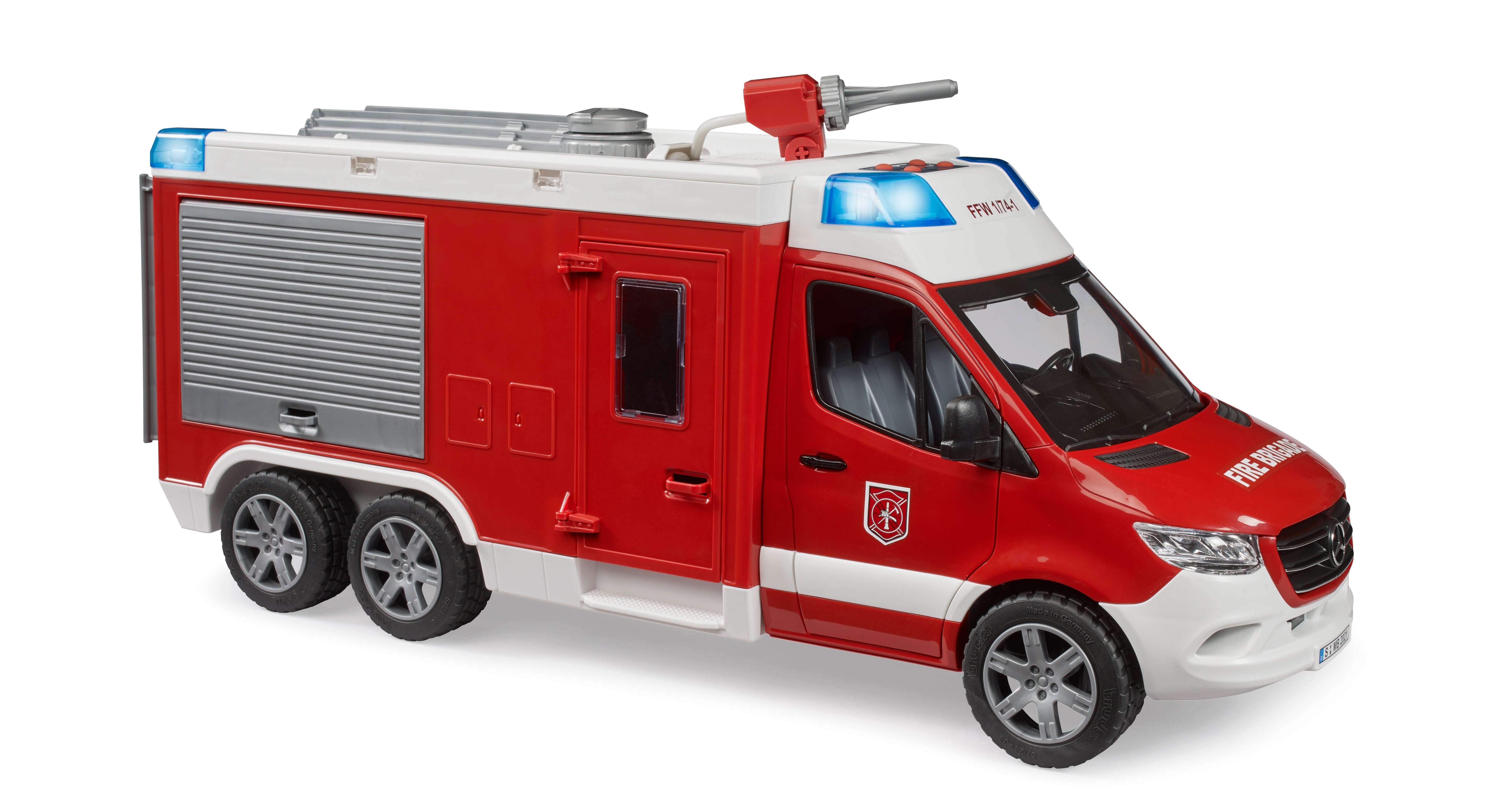 1:16 Mercedes-Benz Mercedes-Benz Sprinter Dual Axle Fire Engine with Light & Sound (02680)