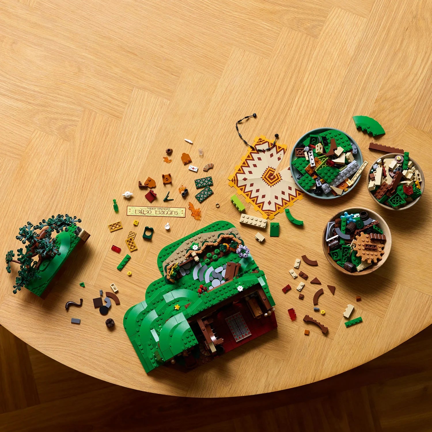 Icons - The Lord of the Rings: The Shire™ (10354)