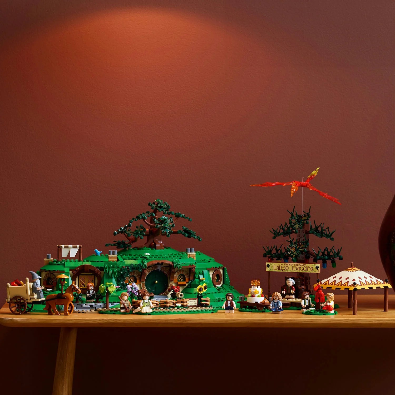 Icons - The Lord of the Rings: The Shire™ (10354)