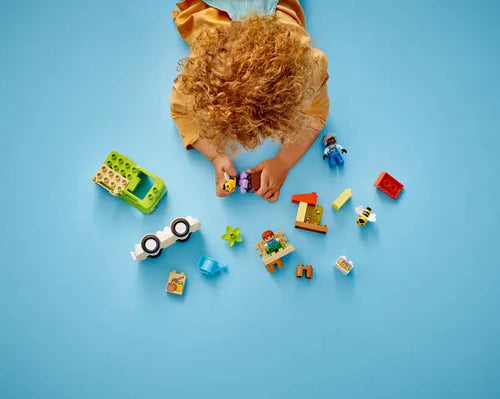 DUPLO® - Caring for Bees and Beehives (10419)