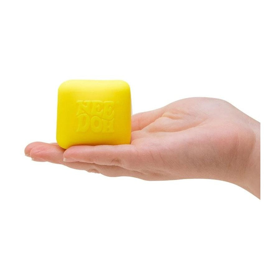 NeeDoh Colour Change - Cube (Due to high demand, limits of 2 NeeDoh items total across all styles and sizes applies)