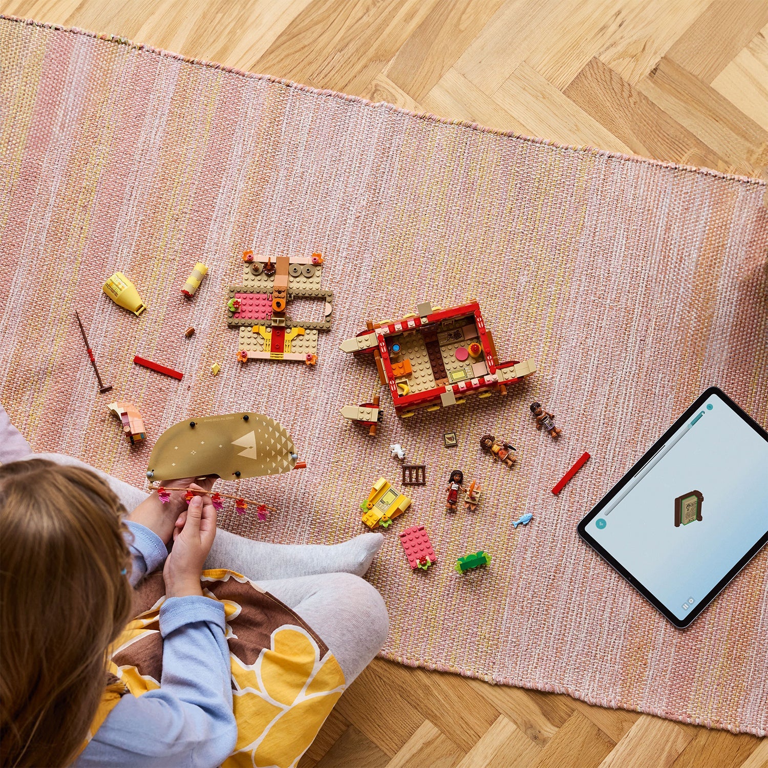 Disney™ - Moana’s Adventure Canoe (43270)