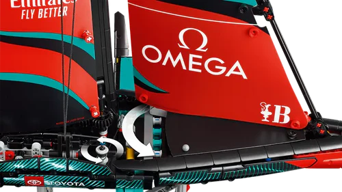 Technic - Emirates Team New Zealand AC75 Yacht (42174)