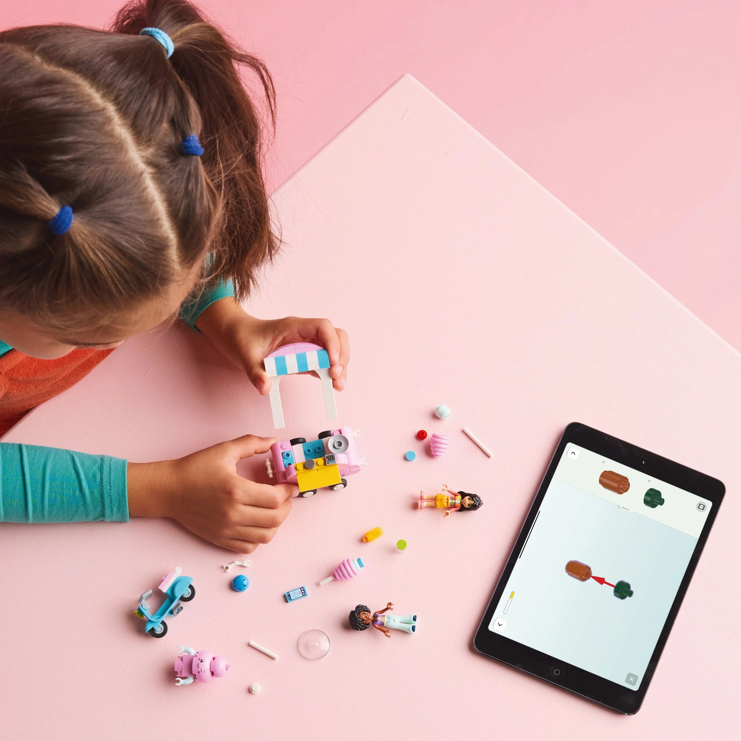 Friends - Cotton Candy Stand and Scooter (42643)