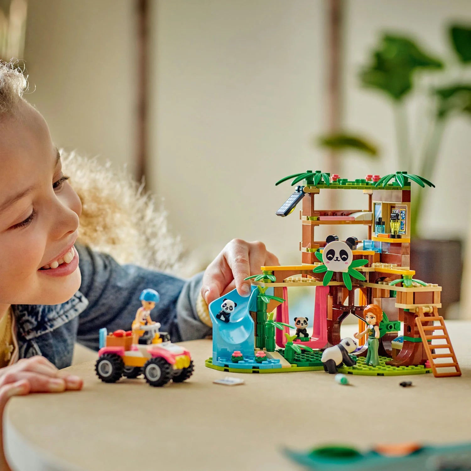 Friends - Panda Sanctuary Animal Care (42648)