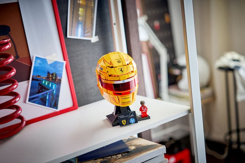 Editions - Scuderia Ferrari HP Lewis Hamilton Helmet (43022)