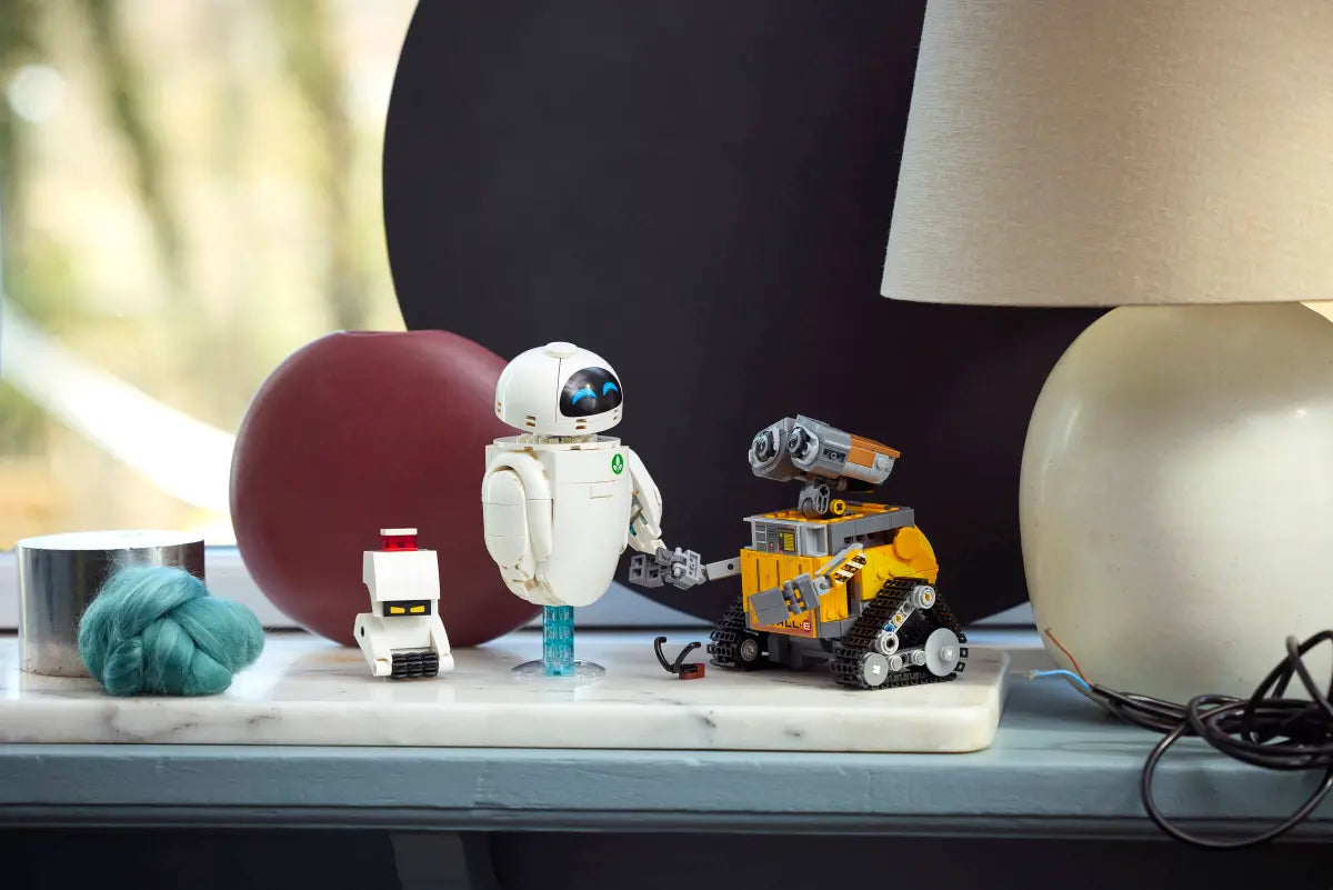 Disney™ - WALL-E and EVE (43279)