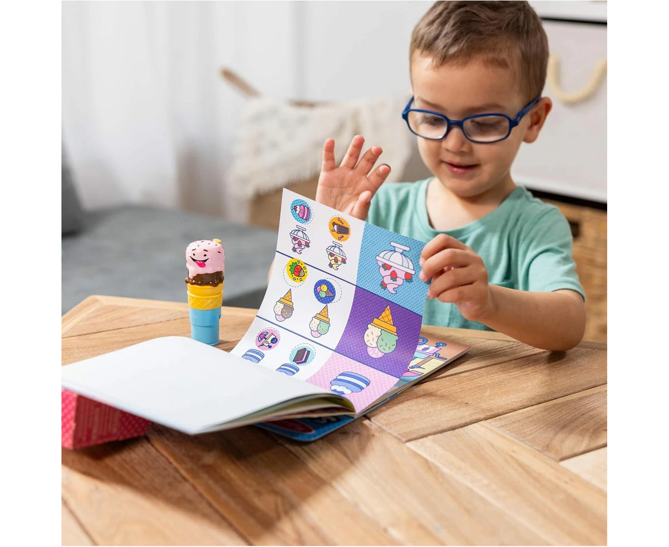 Sticker WOW! Activity Pad Set - Frosty the Ice Cream