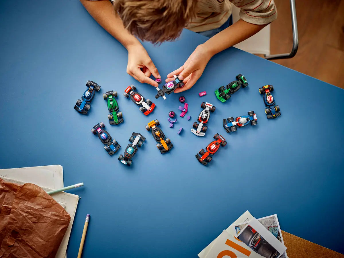 F1® Collectible Race Cars (71049)