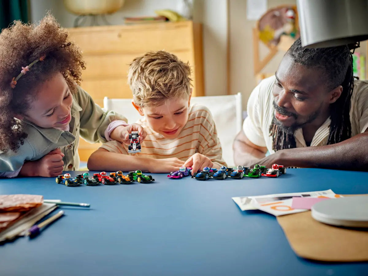 F1® Collectible Race Cars (71049)