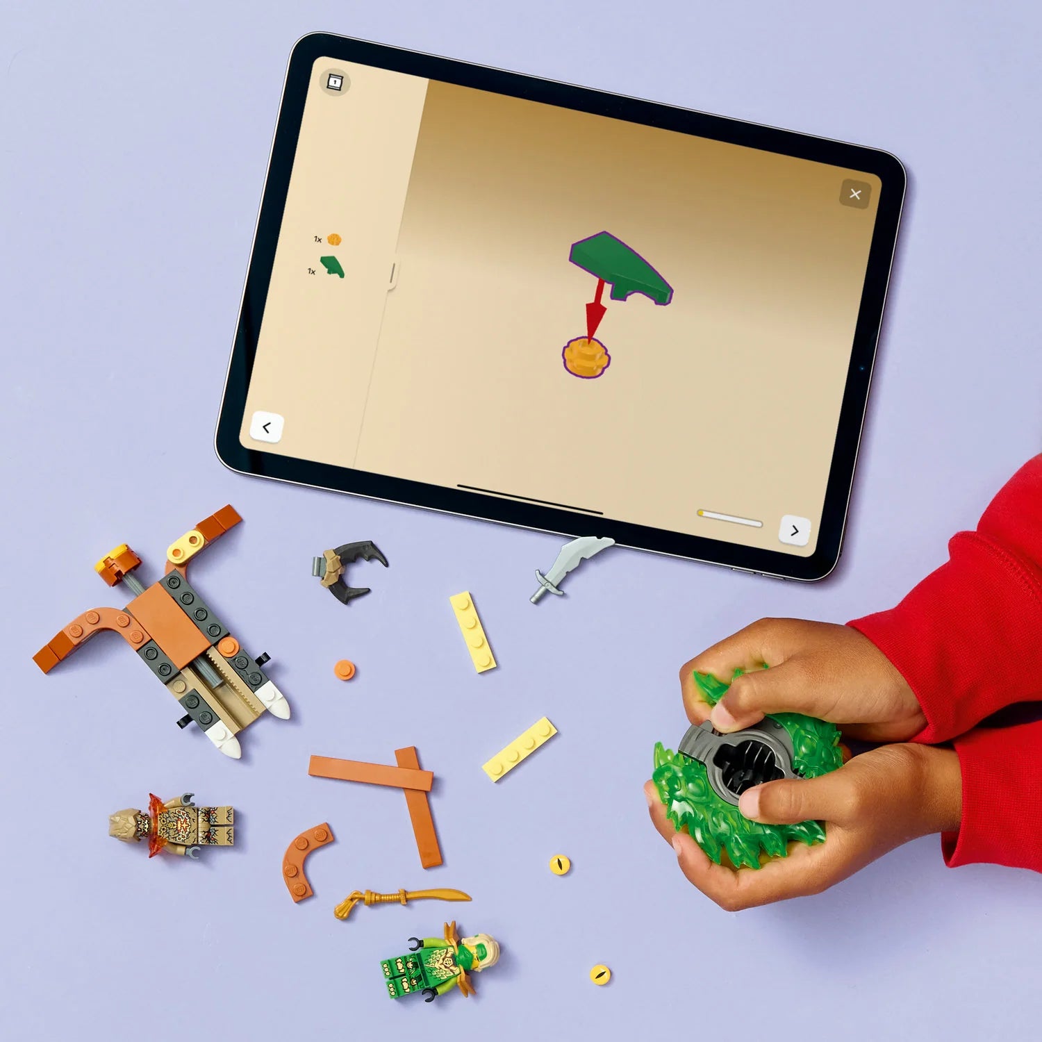 NINJAGO® - Lloyd vs. Earth Monster Spinner (71850)