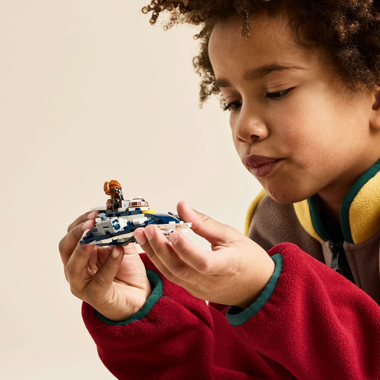 Star Wars™ - Plo Koon's Jedi Starfighter™ Microfighter (75400)