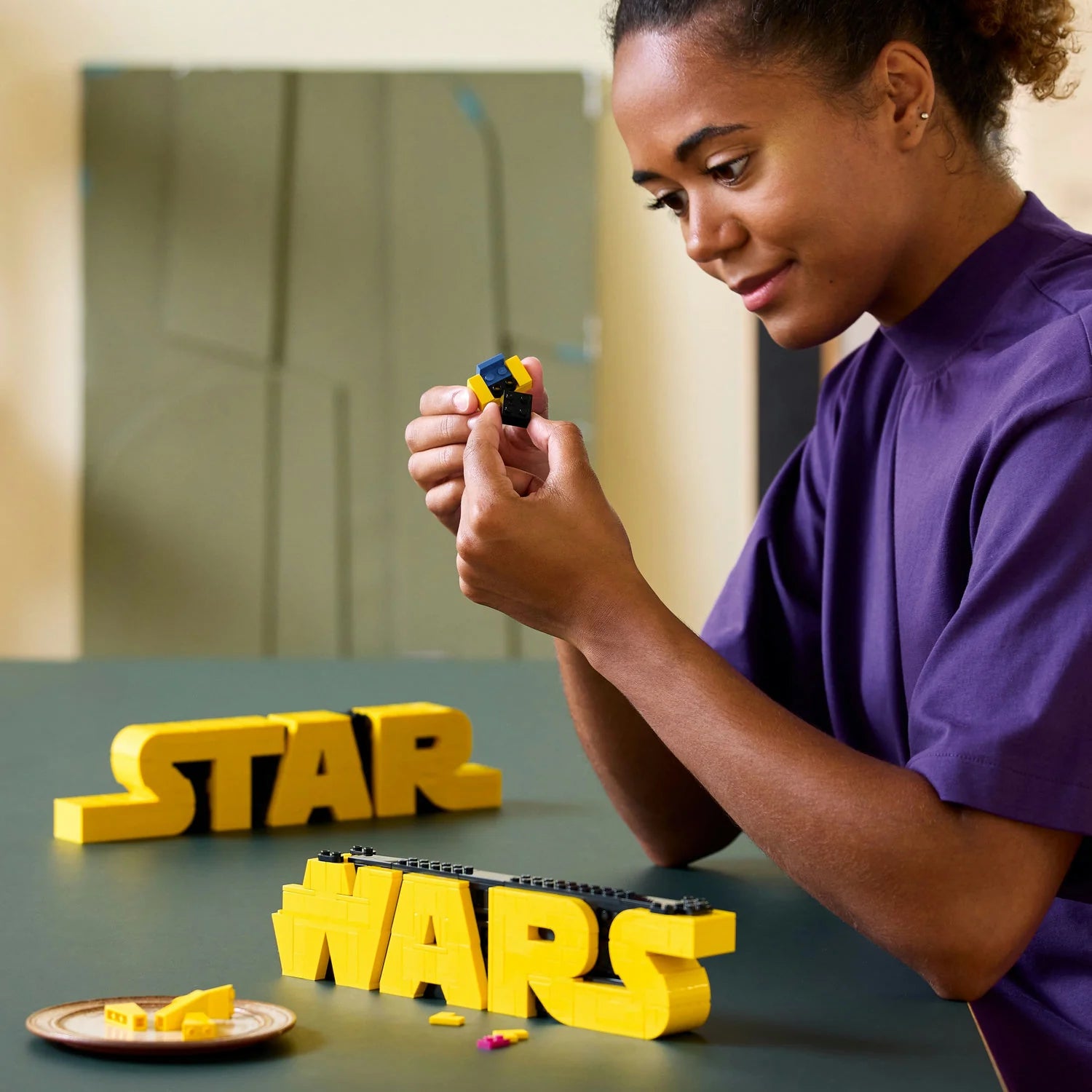 Star Wars™ - Brick-Built Star Wars Logo (75407)