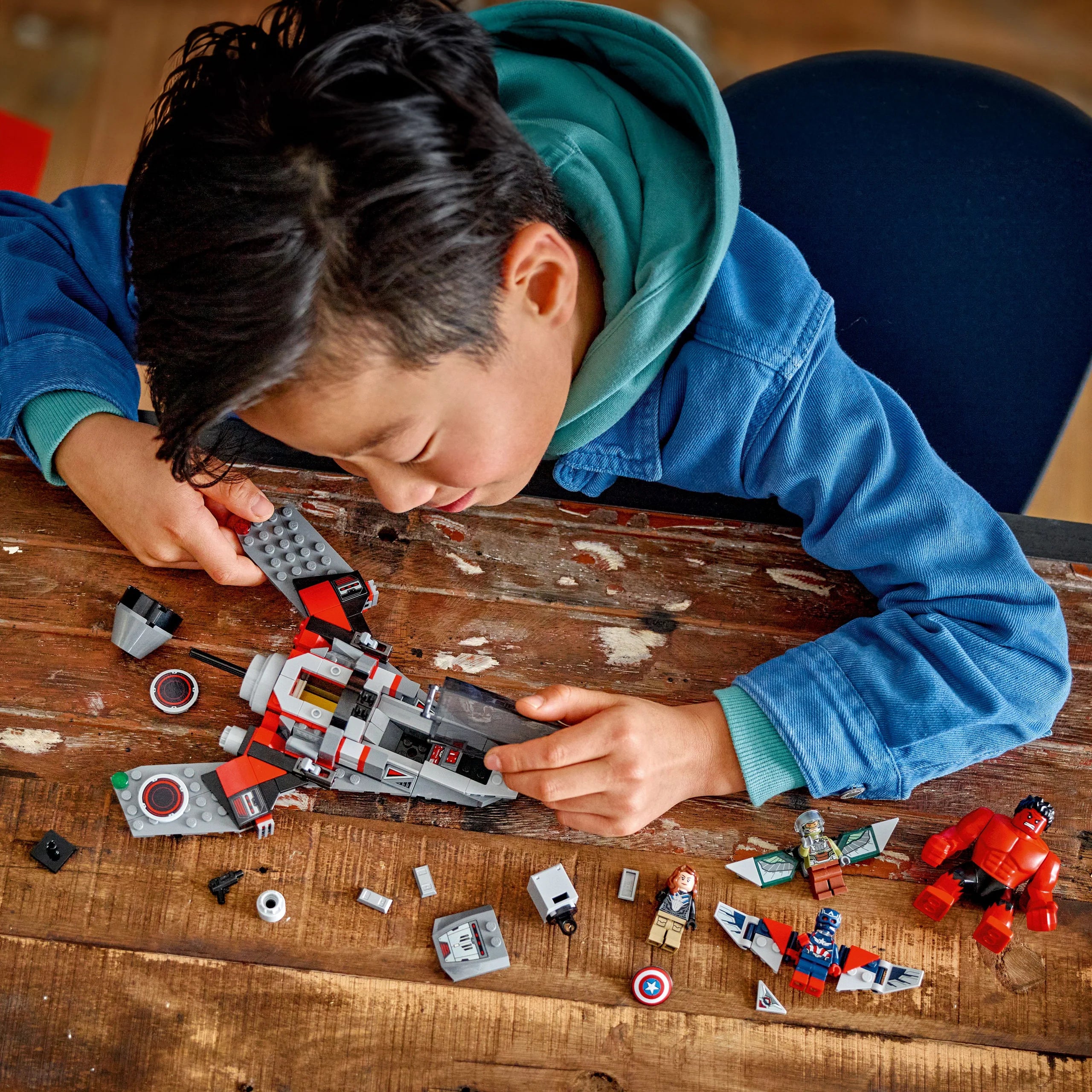 Marvel - Captain America vs. Red Hulk Battle (76292)