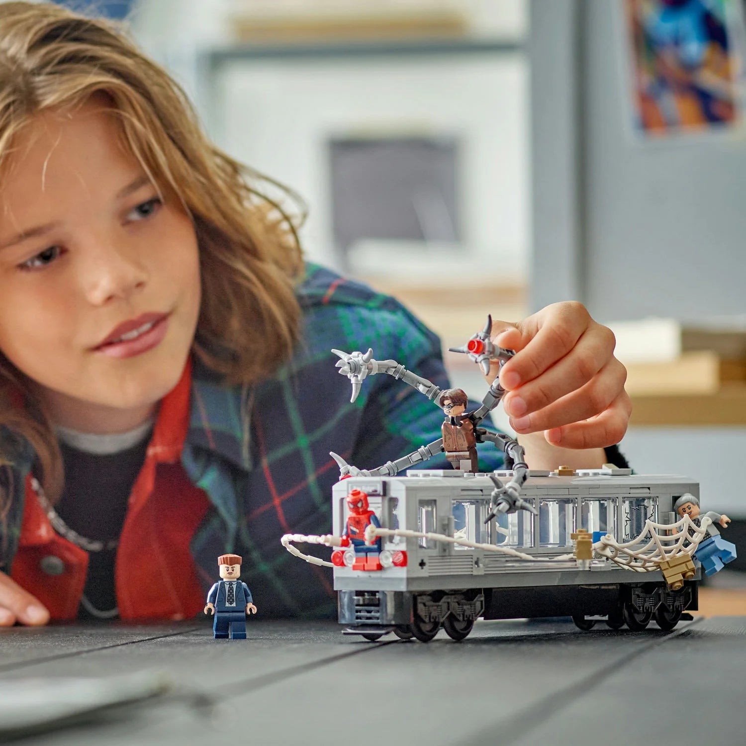 Marvel - Spider-Man vs. Doc Ock Subway Train Scene (76321)