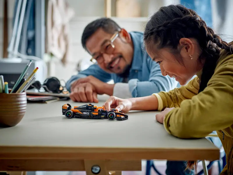 Speed Champions - McLaren F1® Team MCL38 Race Car (77251)