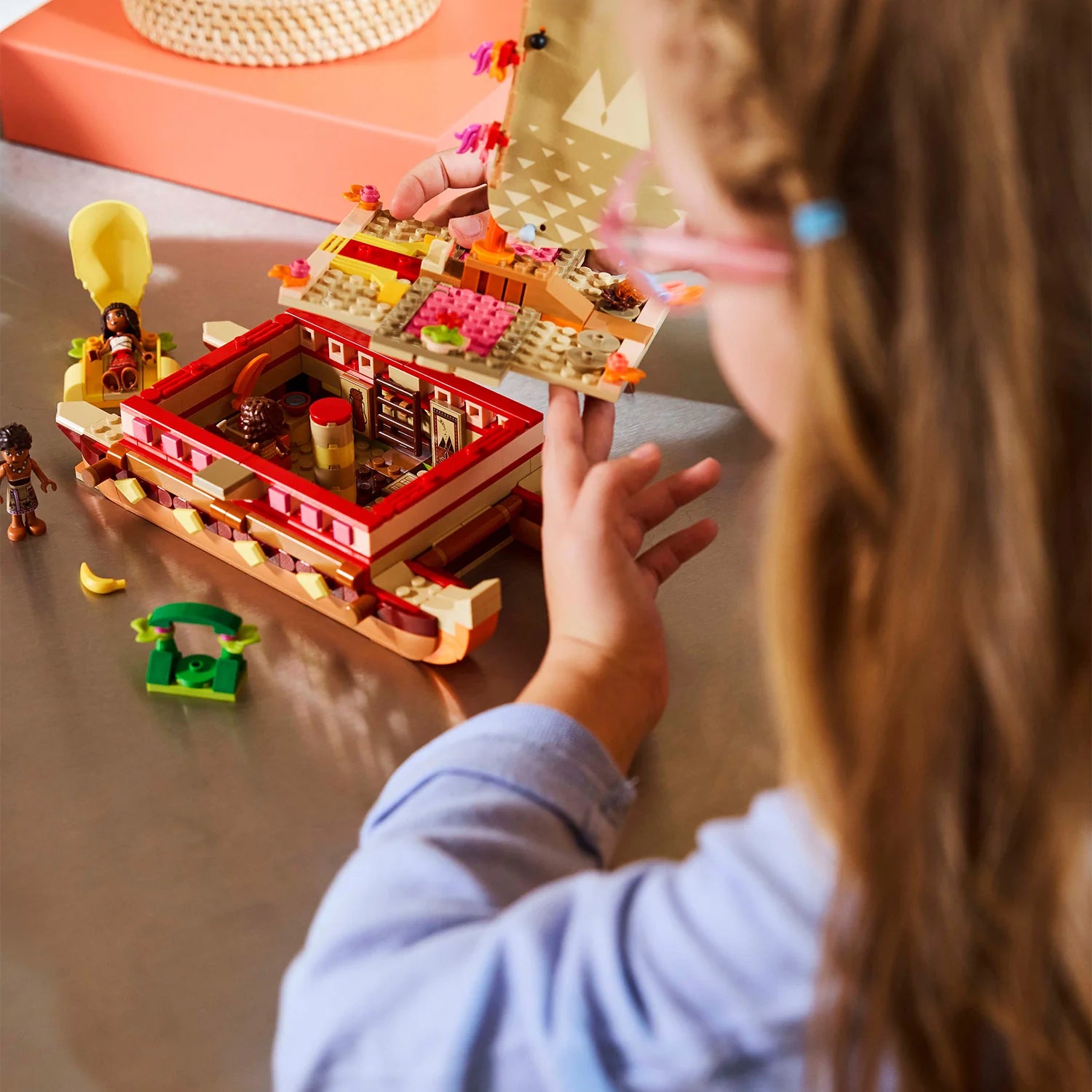 Disney™ - Moana’s Adventure Canoe (43270)