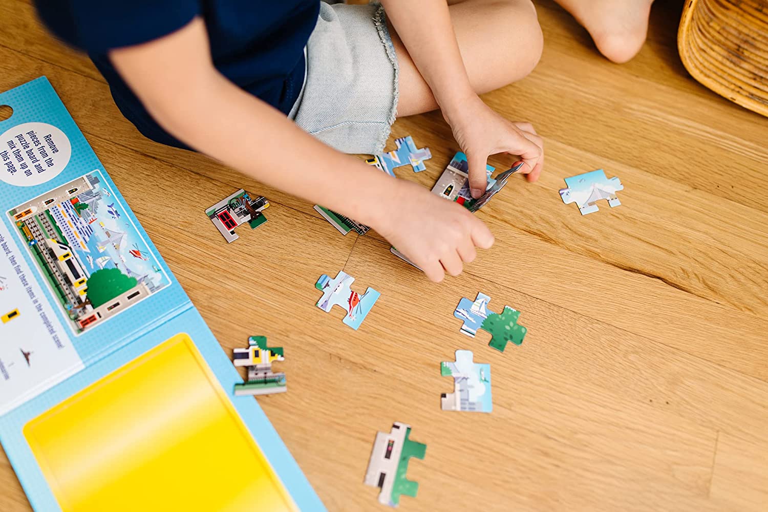 Magnetic Take-Along Jigsaw Puzzle - Vehicles