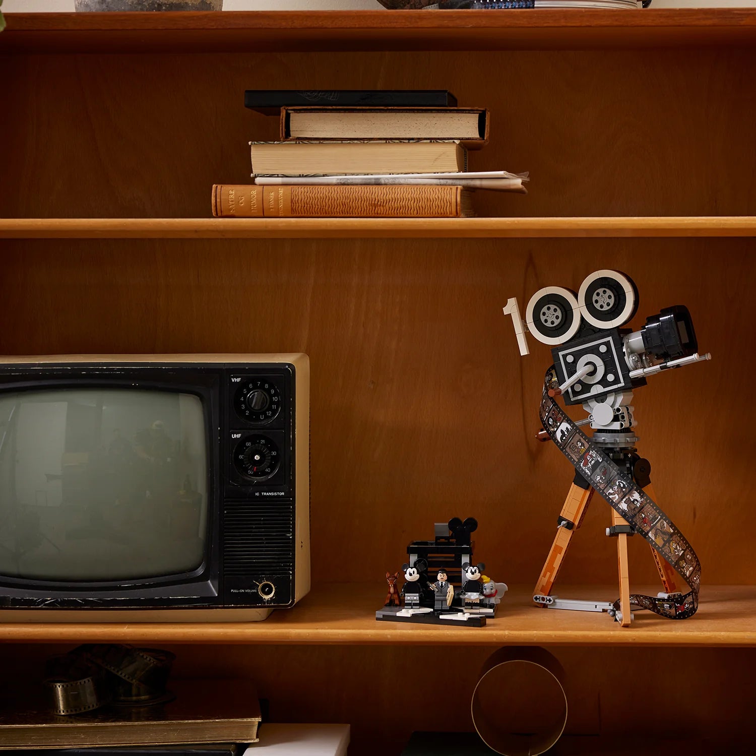 Disney™ - Walt Disney Tribute Camera (43230)