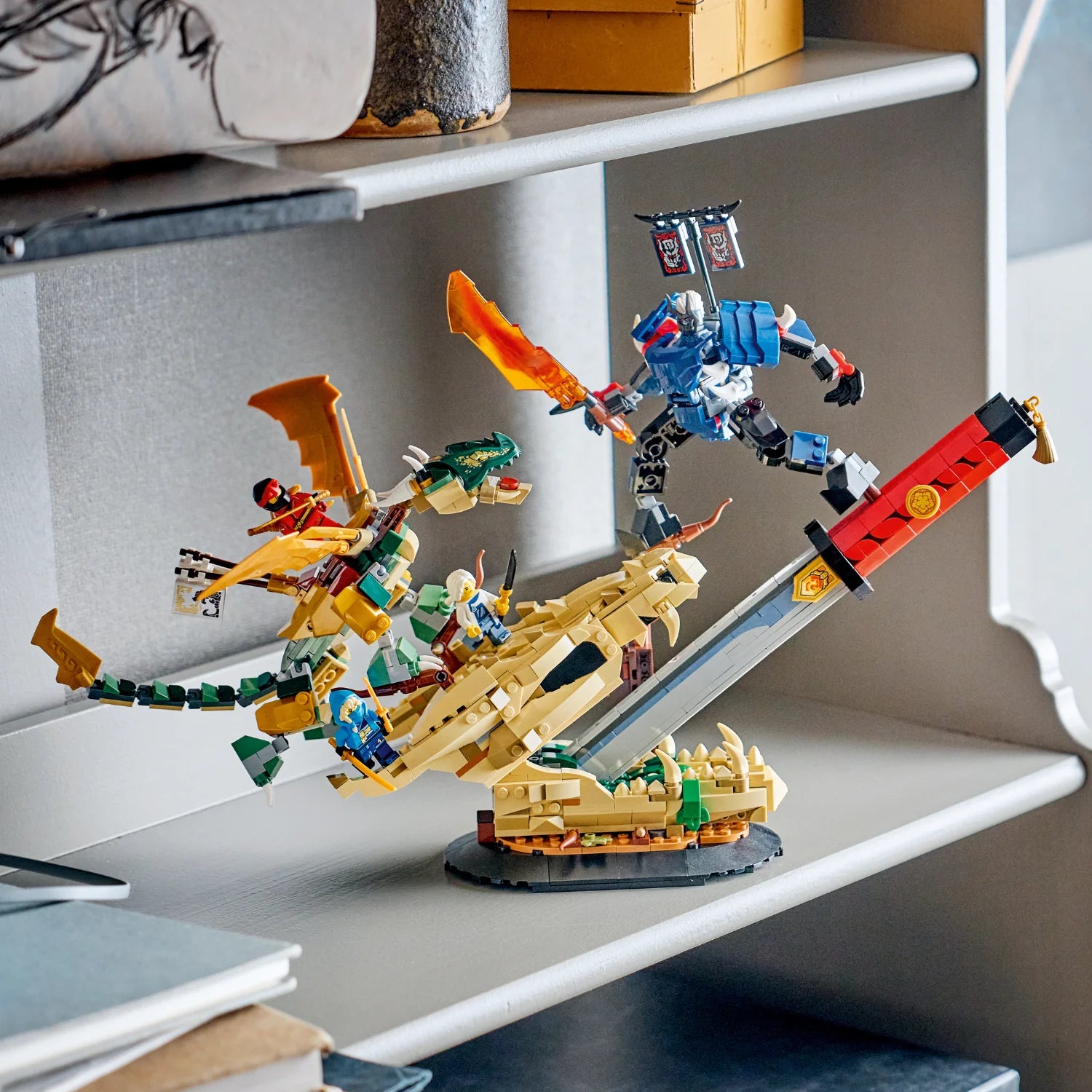 LEGO® Ninjago - Battle at the Dragon's Blade (71871)