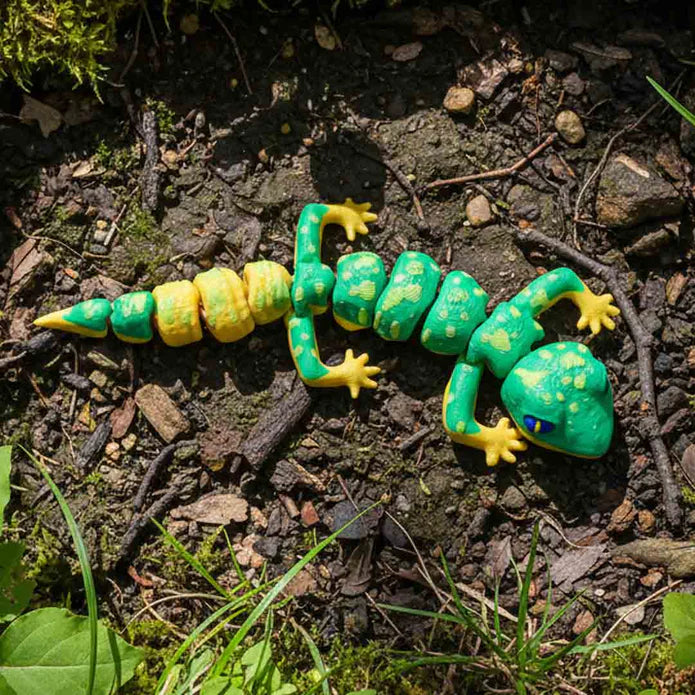 Fidgimals - Palm-size Fidget - Emerald Gecko