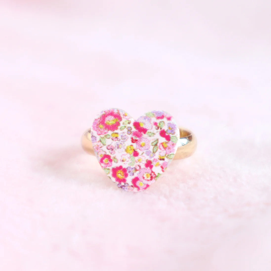 Petite Fleur - Heart Ring