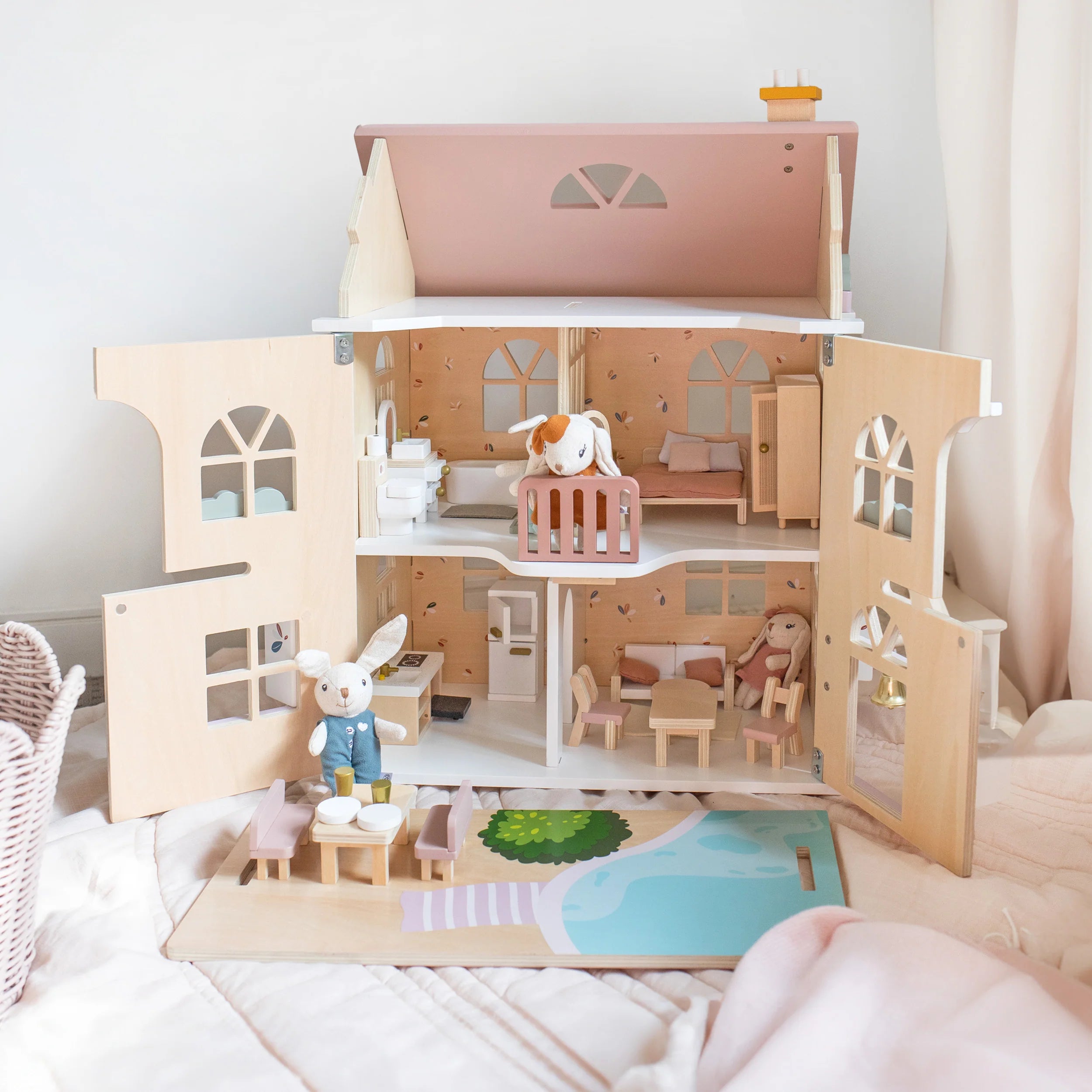 My Flowers Cottage Dolls House with Starter set