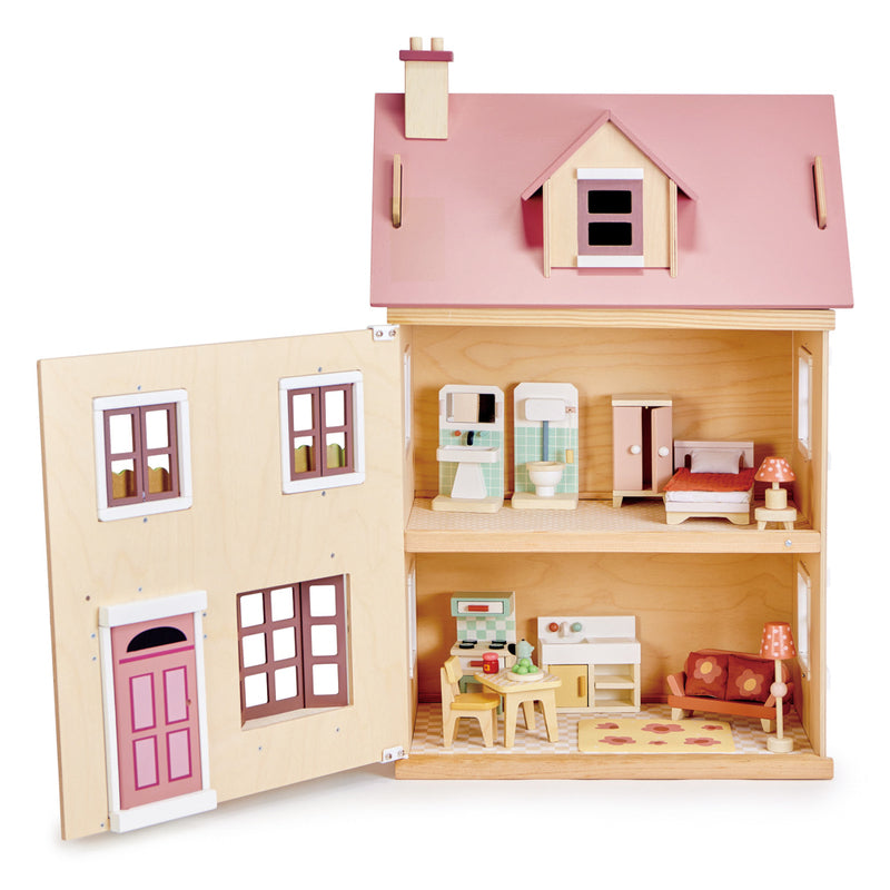 Foxtail Villa Includes Greenhouse and Garden Set!