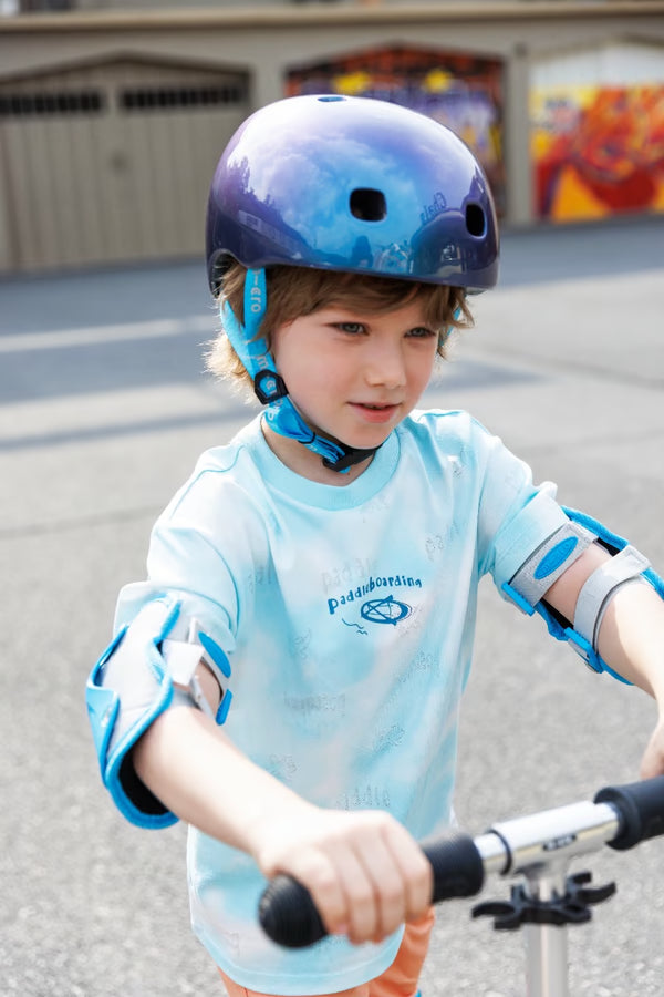 Micro Helmet - Neochrome Blue