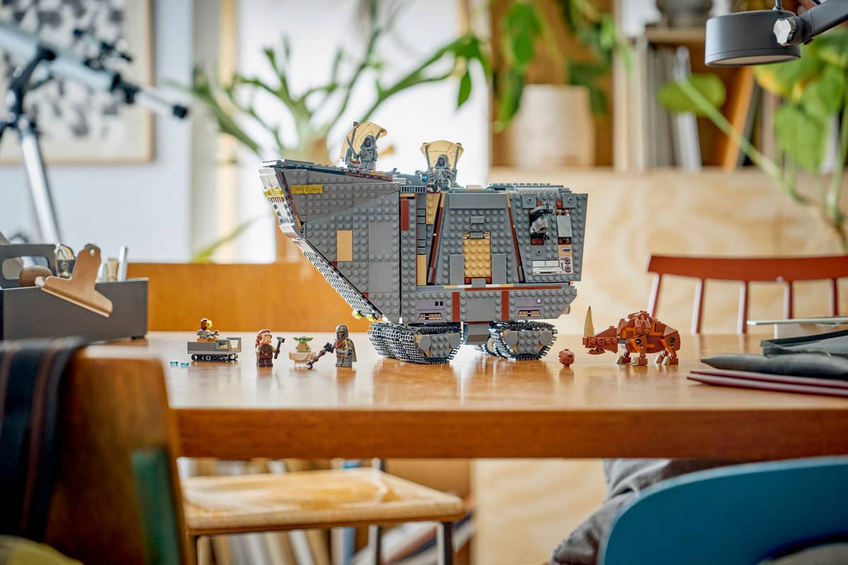 Star Wars™ - Offworld Sandcrawler™ and Mudhorn (75453)