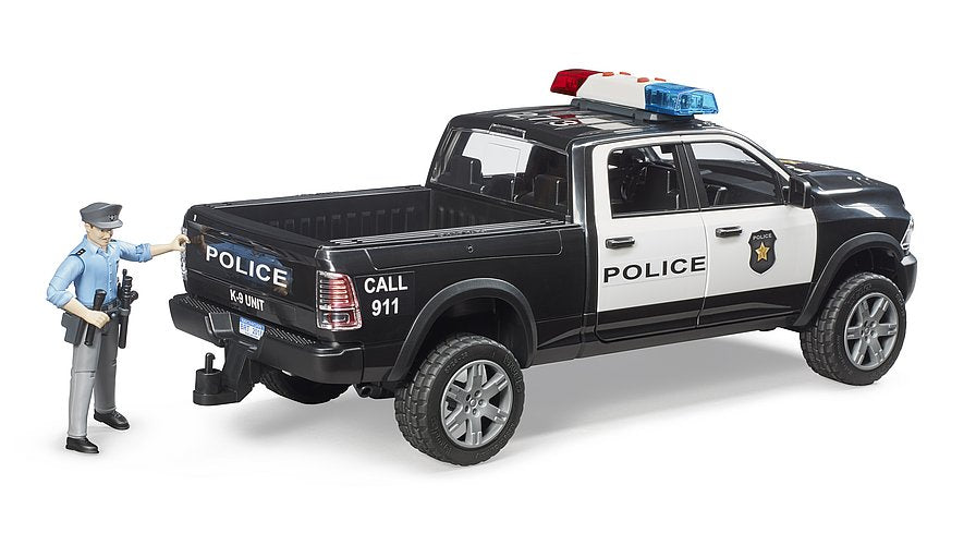 1:16 RAM 2500 Police Truck with Policeman & Accessories (02505)