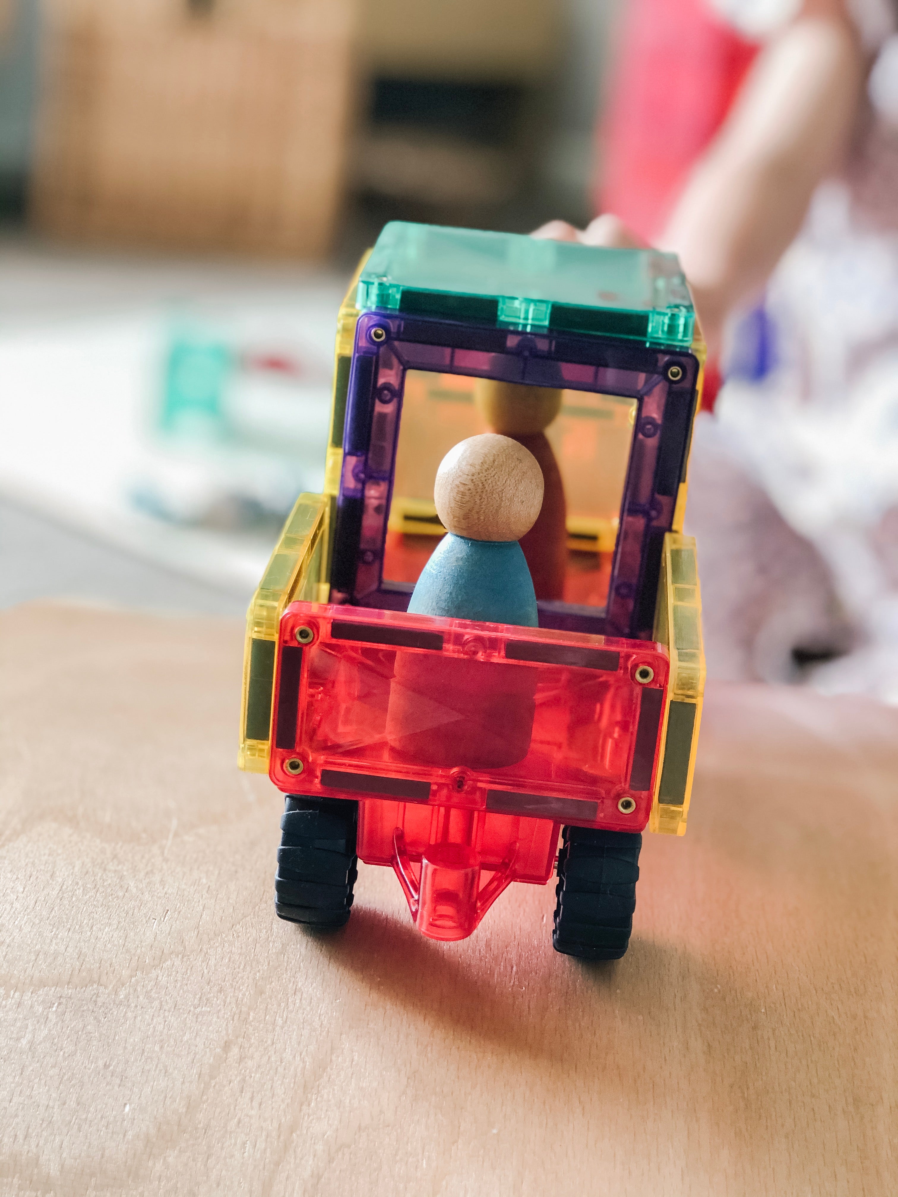 24 Piece Rainbow Motion Pack