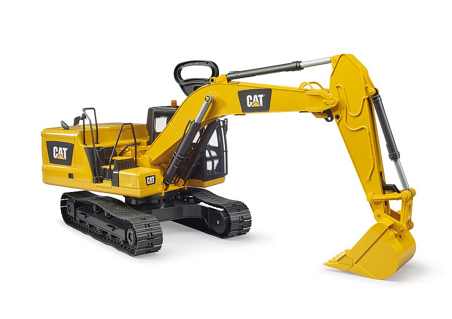 CATERPILLAR 1:16 Excavator with Black Tracks (02483)