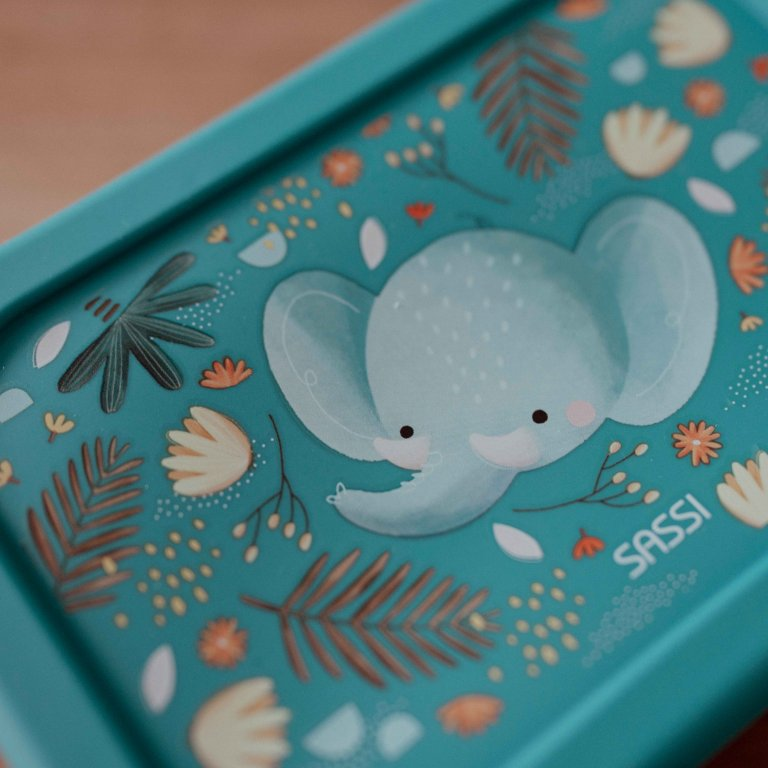 Lunch Boxes & Bags