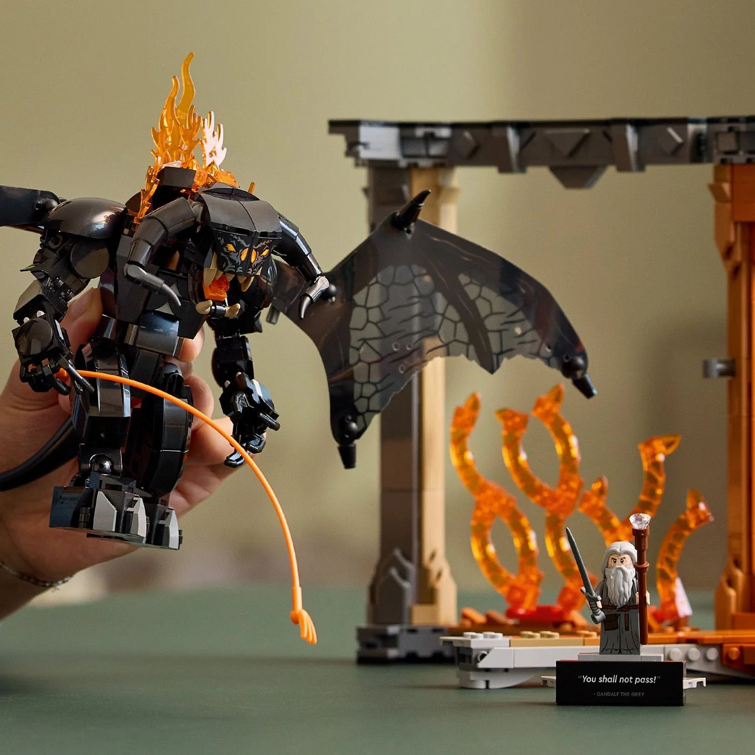 Icons - The Lord of the Rings: Balrog™ Book Nook (10367)