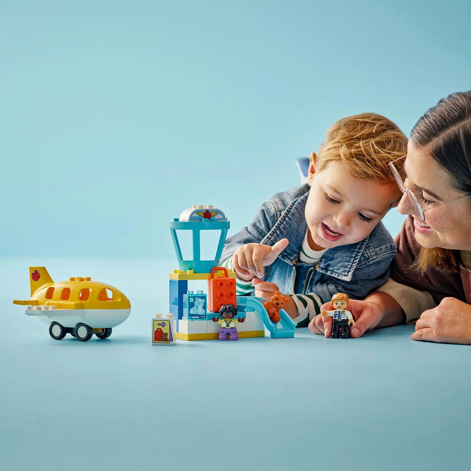DUPLO® - First Time At The Airport (10443)