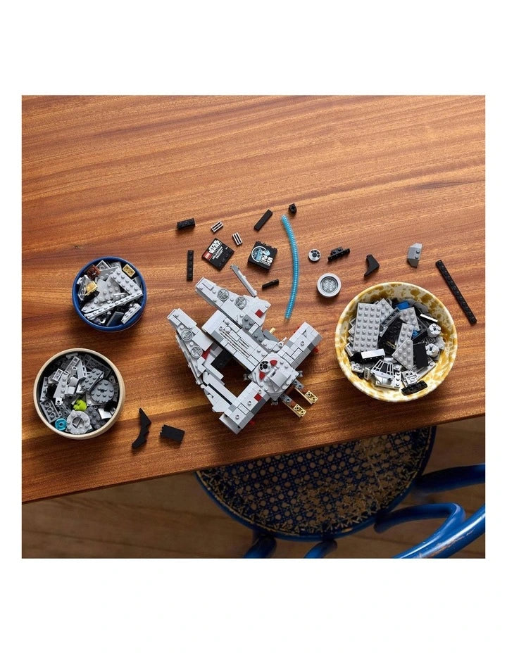 Star Wars™ - Millennium Falcon™ (75375) - Toot Toot Toys
