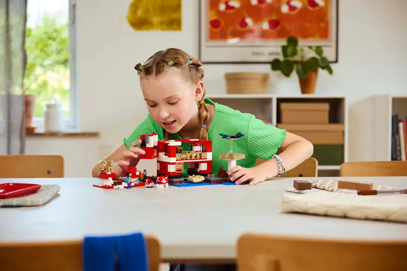 Minecraft® - The Mooshroom House (21270)