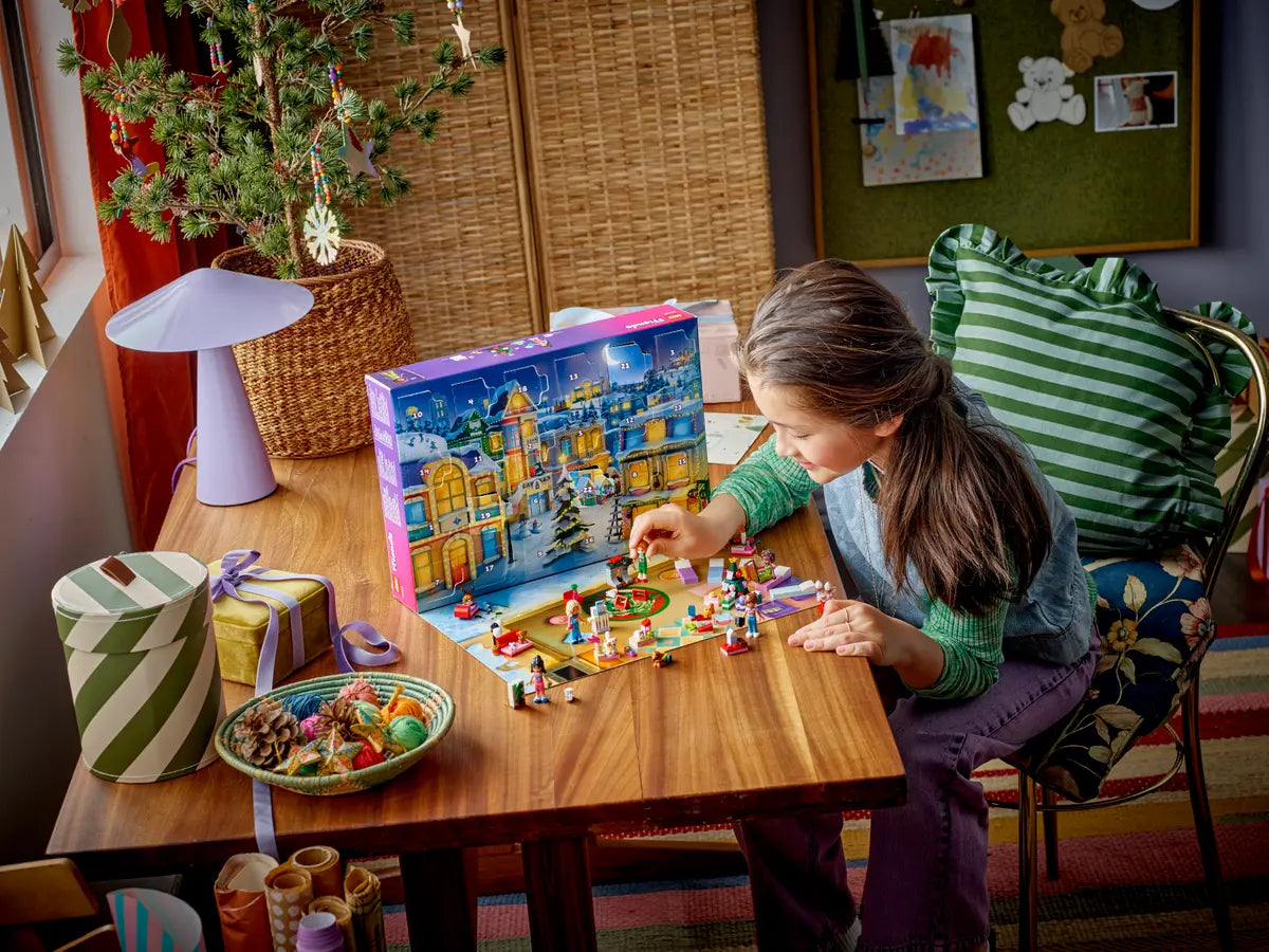 Friends - Advent Calendar 2025 (42668)