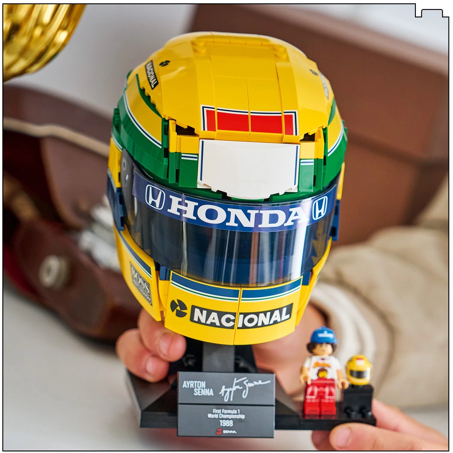 Editions - Ayrton Senna Helmet (43024)