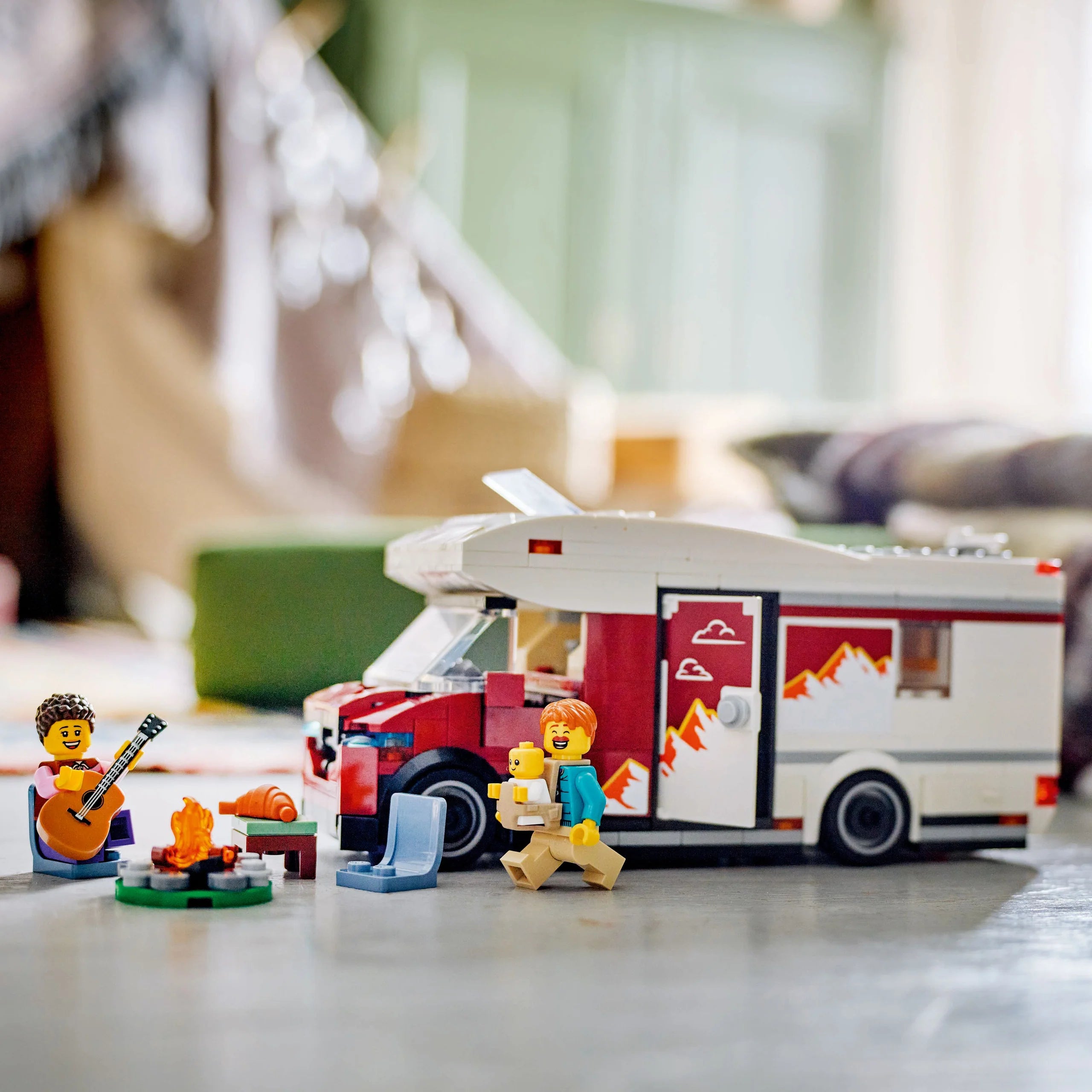 City - Holiday Adventure Camper Van (60454)