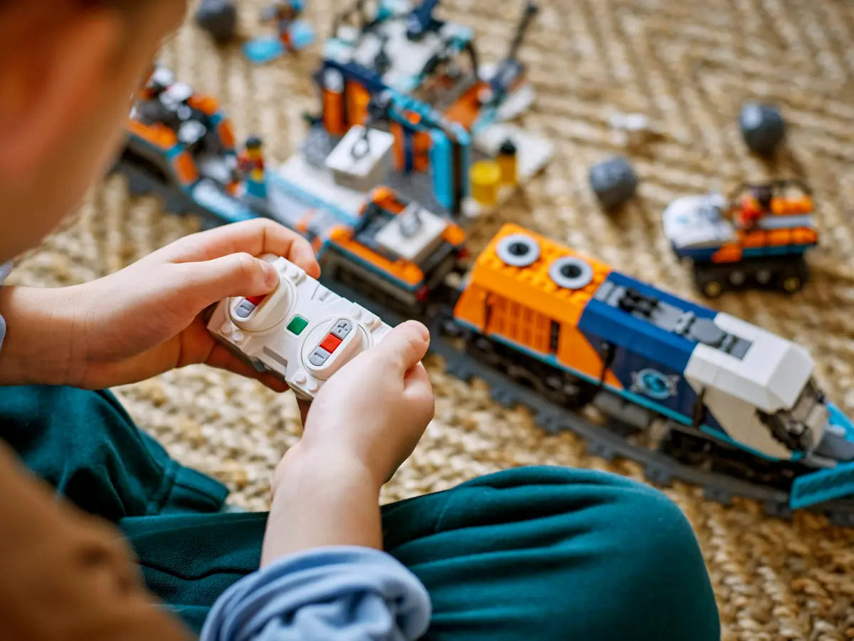 City - Explorers' Arctic Polar Express Train (60470)