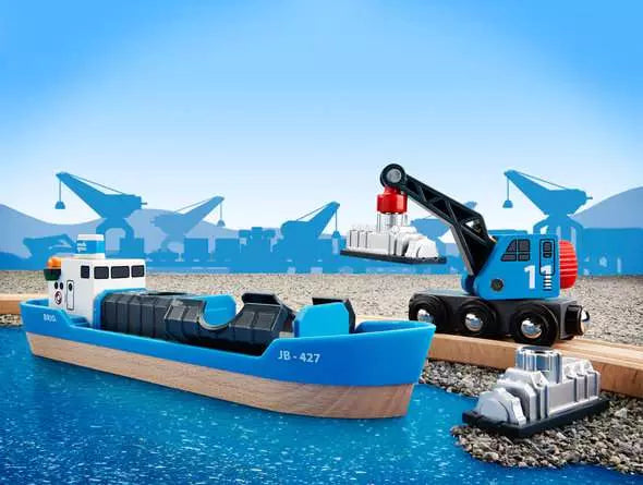 Freight Ship and Crane (33534)
