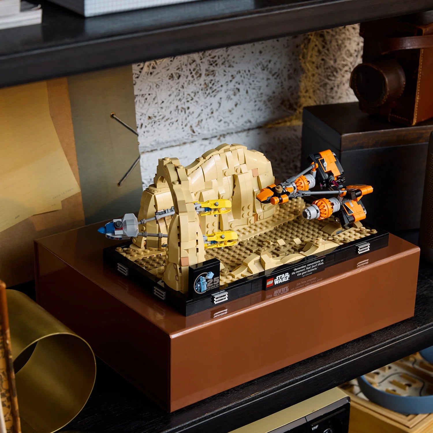 LEGO® Star Wars - Mos Espa Podrace™ Diorama(75380)