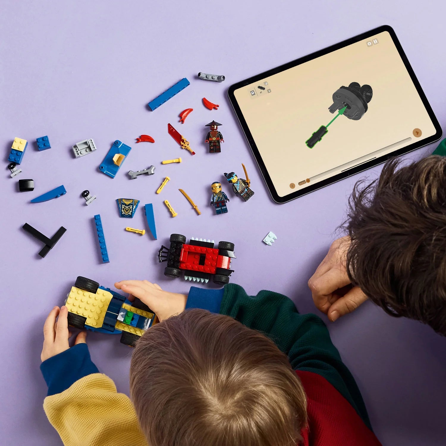 NINJAGO® - Rogue vs. Drix Race Car Duel (71840)