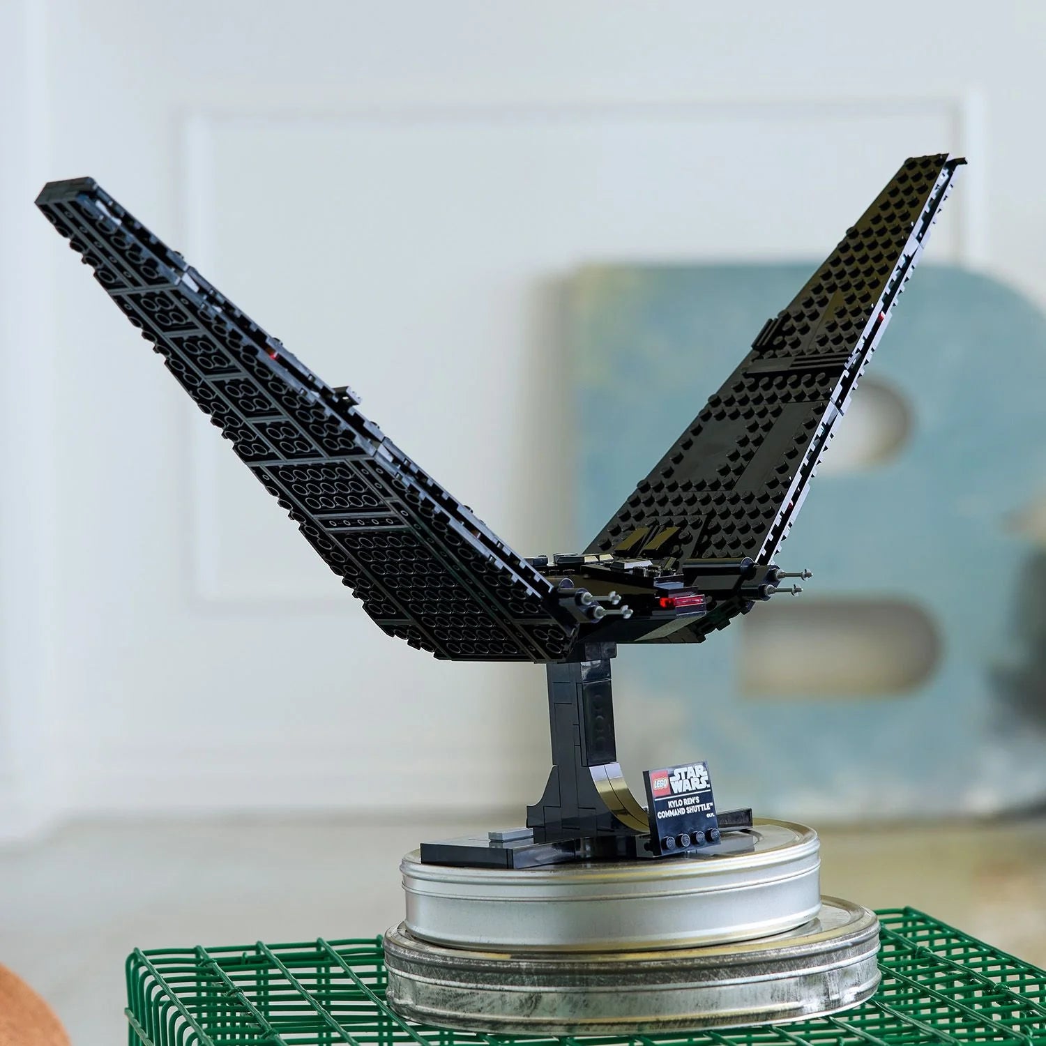 Star Wars™ - Kylo Ren's command Shuttle (75406)