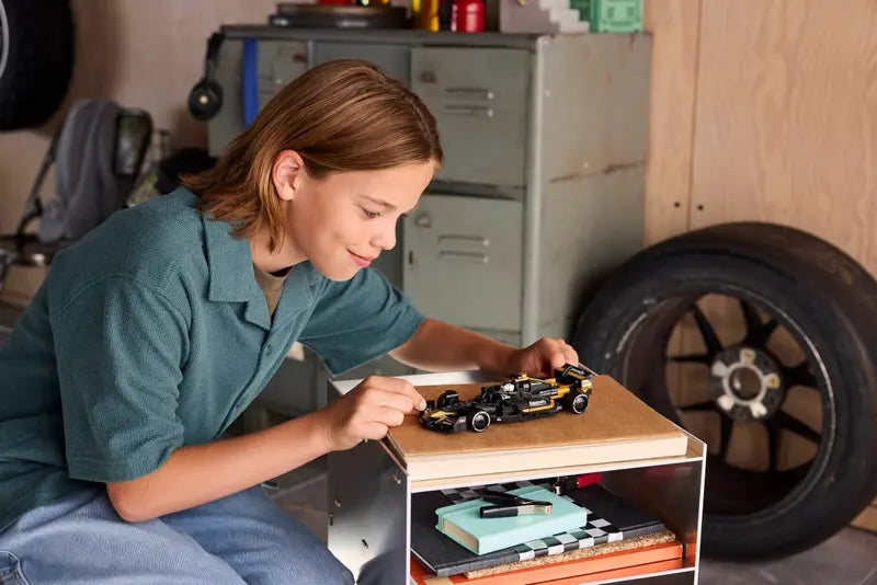 Speed Champions - APXGP Team Race Car from F1® The Movie (77252)