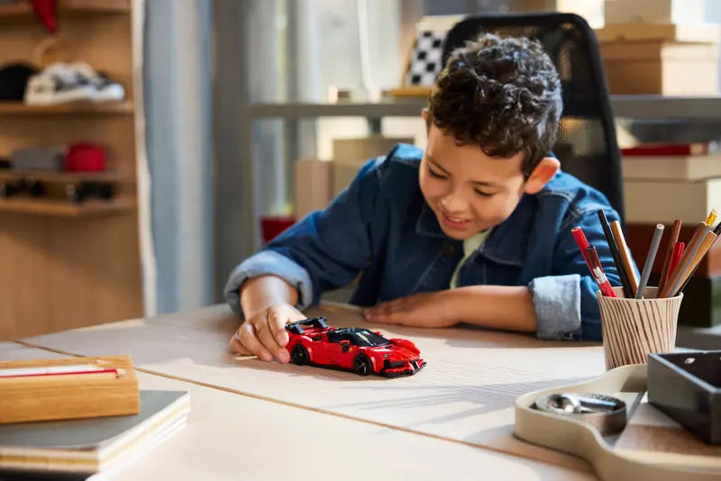 Speed Champions - Ferrari SF90 XX Stradale Sports Car (77254)