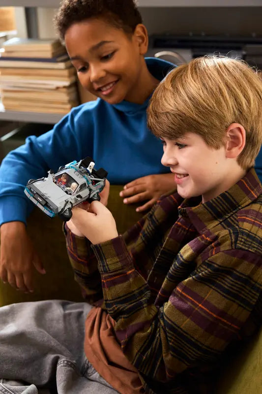 Speed Champions - Time Machine from Back to the Future (77256)