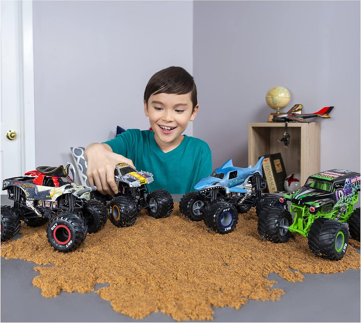 1:24 Diecast Trucks - Son-uva Digger 15th Anniversary